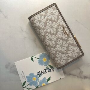 Kate spade flower wallet beige